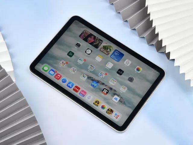 曝苹果正开发15寸iPad：可运行Mac应用